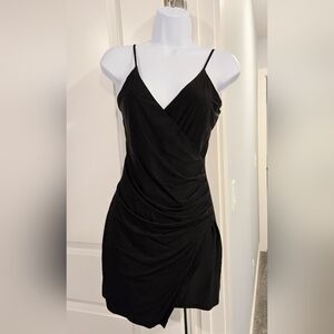 Sexy Forever 21 Contemporary Black Side Scrunched Dress. Size XS.
